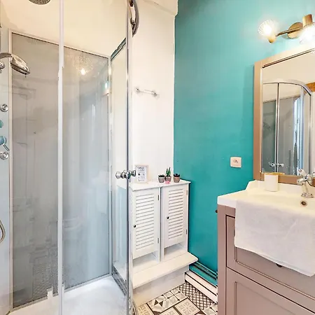 8 Bedroom Gorgeous In Ferienhaus Courdemanche (Sarthe)