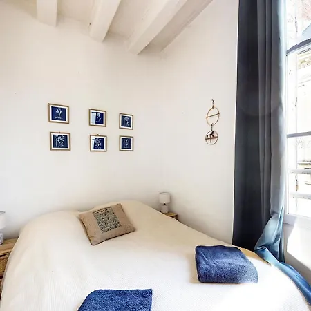 8 Bedroom Gorgeous In Courdemanche (Sarthe)