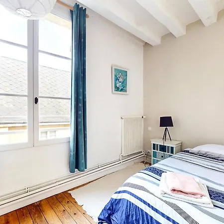 8 Bedroom Gorgeous In Ferienhaus *