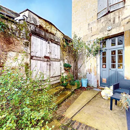 8 Bedroom Gorgeous In Courdemanche (Sarthe)