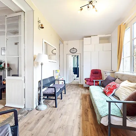 8 Bedroom Gorgeous In Ferienhaus