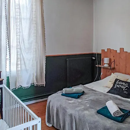 8 Bedroom Gorgeous In * Courdemanche (Sarthe)